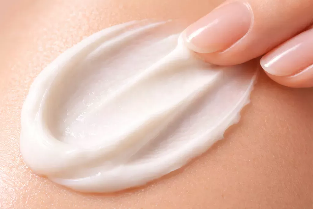 K-Beauty Barrier Repair Guide: How to Fix a Damaged Skin Barrier 3 The rich and soothing texture of a barrier repair cream recommended in the K-Beauty Barrier Repair Guide.